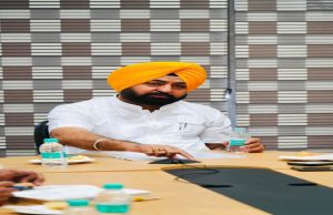 ਪੰਜਾਬ ਦੇ ਨਵੇਂ ਮਾਲ ਮੰਤਰੀ ਨੇ ਕੀਤੀ ਸਖ਼ਤੀ ! ਰੋਜ਼ਾਨਾ ਰਜਿਸਟਰੀਆਂ ਕਰਨ ਦੇ ਦਿੱਤੇ ਨਿਰਦੇਸ਼, ਸਰਕਾਰੀ ਫੀਸ ਤੋਂ ਜ਼ਿਆਦਾ ਫੀਸ ਲਈ ਤਾਂ…