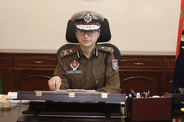 6658551a-486c-40c3-b3fd-459edf5ad979