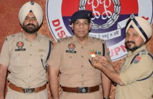 ਡੀਐਸਪੀ ਅਜੇ ਸਿੰਘ ਅਤੇ ਐਸਐਚ ਓ ਜਤਿਨ ਕਪੂਰ ਨੂੰ ਮਿਲੇ ਡੀਜੀਪੀ ਡਿਸਕ ਅਵਾਰਡ