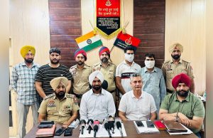 Goldy Brar ਦੇ ਨਾਮ ਤੇ ਧਮਕੀ ਦੇਣ ਵਾਲੇ 2 ਕਾਬੂ: ਵਿਦੇਸ਼ੀ ਨੰਬਰ ਤੋਂ ਕੀਤਾ ਸੀ ਕਾਲ, ਲੁੱਕ ਆਊਟ ਨੋਟਿਸ ਜਾਰੀ