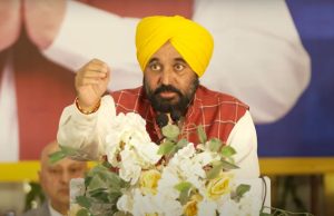 CM Mann ਨੇ ਕੈਂਸਰ ਕੇਅਰ ਬੱਸਾਂ ਨੂੰ ਦਿਖਾਈ ਹਰ ਝੰਡੀ, ਲੋਕਾਂ ਦੀ ਕੀਤੇ ਜਾਣਗੇ ਟੈਸਟ ਤੇ ਇਲਾਜ਼