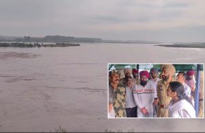 ਰਾਵੀ ਦਰਿਆ ‘ਚ ਪਾਣੀ ਦਾ ਪੱਧਰ ਵੱਧਣ ਕਰਕੇ ਨੇੜਲਿਆਂ ਪਿੰਡਾਂ ‘ਚ ਅਲਰਟ, ਡੀਸੀ ਨੇ ਲਿਆ ਸਥਿਤੀ ਦਾ ਜਾਇਜ਼ਾ