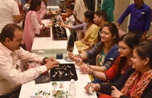 ਸੋਨੇ-ਚਾਂਦੀ ਦੀਆਂ ਕੀਮਤਾਂ ‘ਚ ਭਾਰੀ ਉਛਾਲ, ਸਰਾਫਾ ਬਾਜ਼ਾਰ ‘ਚ ਸੰਨਾਟਾ ਪਸਰਿਆ