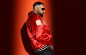 Amritsar ਪਹੁੰਚੇ ਰੈਪਰ ਬਾਦਸ਼ਾਹ, ਹੜ੍ਹ ਪੀੜਿਤਾਂ ਨੂੰ ਸੌਪੀਆਂ ਘਰਾਂ ਦੀਆਂ ਚਾਬੀਆਂ