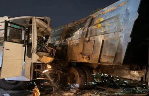 Amritsar ‘ਚ ਭਿਆਨਕ ਸੜਕ ਹਾਦਸਾ, ਬੱਸ ਤੇ ਟਿੱਪਰ ਦੀ ਟੱਕਰ ‘ਚ 15 ਸਾਲਾਂ ਬੱਚੇ ਦੀ ਮੌਤ, ਕਈ ਗੰਭੀਰ ਜ਼ਖ਼ਮੀ