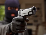 Jalandhar ਦੇ ਅਲਾਵਲਪੁਰ ਇਲਾਕੇ ‘ਚ ਹਥਿਆਰਬੰਦ ਲੁੱਟ, ਪਰਿਵਾਰ ਨੂੰ ਬੰਦੀ ਬਣਾ ਕੇ ਮਾਰਿਆ ਡਾਕਾ