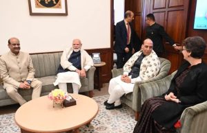 ਸੰਸਦ ਵਿੱਚ ਮੋਦੀ-ਪ੍ਰਿਯੰਕਾ ਗਾਂਧੀ ਦੀ ਮੁਲਾਕਾਤ, PM ਦਾ ਮਜ਼ਾਕ ਅਤੇ ਲੱਗੇ ਠਹਾਕੇ