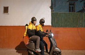 Rajya Sabha ਮੈਂਬਰ ਬਣੇ ‘Delivery Boy’, ਕੜਾਕੇ ਦੀ ਠੰਢ ‘ਚ ਲੋਕਾਂ ਦੇ ਘਰ ਪਹੁੰਚਾਇਆ ਸਾਮਾਨ