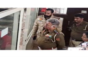 Nepal ਤੋਂ Punjab ਤੱਕ ਜੁੜੇ ਤਾਰ! Zirakpur Police ਦੀ ਛਾਪੇਮਾਰੀ ਨੇ ਤੋੜੀ ਦੇਹ ਵਪਾਰ ਦੇ ਸੌਦਾਗਰਾਂ ਦੀ ਲੱਕ, ASP Ghazalpreet Kaur ਦੀ ਅਗਵਾਈ ਹੇਠ ਛਾਪੇਮਾਰੀ