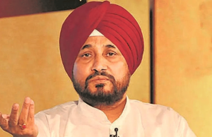 Channi ਦੀ ਵੀਡੀਓ ਨੇ ਛੇੜੀ ਚਰਚਾ, Congress High Command ਨੇ Delhi ‘ਚ ਬੁਲਾ ਲਈ ਮੀਟਿੰਗ, ਆਗੂਆਂ ਨੇ ਵੀ ਲਿਖੀ ਚਿੱਠੀ