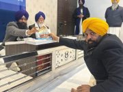 ਸ੍ਰੀ ਅਕਾਲ ਤਖ਼ਤ ਨੂੰ ਚੈਲੇਂਜ ਕਰਨ ਦੀ ਨਾਂ ਮੇਰੀ ਹਿੰਮਤ ਹੈ ਤੇ ਨਾ ਹੀ ਓਕਾਤ, ਜਥੇਦਾਰ ਨੂੰ ਮਿਲ ਕੇ ਸੀਐਮ ਮਾਨ ਨੇ ਰੱਖਿਆ ਆਪਣਾ ਪੱਖ