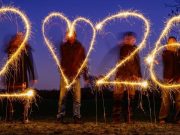 2025 ਨੂੰ ਅਲਵਿਦਾ ਅਤੇ 2026 ਨੂੰ ਸਲਾਮ… ਨਵੇਂ ਸਾਲ ਦੇ ਸਵਾਗਤ ਵਿੱਚ ਇਸ ਤਰ੍ਹਾਂ ਮਨਾਏ ਜਾ ਰਿਹਾ ਦੇਸ਼ ਭਰ ‘ਚ ਜਸ਼ਨ