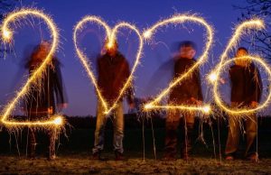 2025 ਨੂੰ ਅਲਵਿਦਾ ਅਤੇ 2026 ਨੂੰ ਸਲਾਮ… ਨਵੇਂ ਸਾਲ ਦੇ ਸਵਾਗਤ ਵਿੱਚ ਇਸ ਤਰ੍ਹਾਂ ਮਨਾਏ ਜਾ ਰਿਹਾ ਦੇਸ਼ ਭਰ ‘ਚ ਜਸ਼ਨ