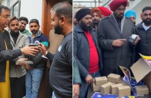 ਮੁੱਖ ਮੰਤਰੀ ਸਿਹਤ ਯੋਜਨਾ: AAP ਆਗੂਆਂ ਨੇ ਵਲੰਟੀਅਰਾਂ ਨੂੰ ਵੰਡੀਆਂ ਮਸ਼ੀਨਾਂ, ਬਣਨਗੇ ਮੁਫ਼ਤ ਹੈਲਥ ਕਾਰਡ