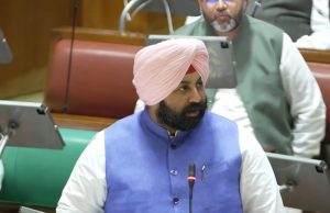ਹਾਦਸੇ ‘ਚ ਜਾਣ ਗੁਆਣ ਵਾਲੇ ਅਧਿਆਪਕ ਨੂੰ ਮਿਲਣਗੇ 1 ਕਰੋੜ ਰੁਪਏ- ਸਿੱਖਿਆ ਮੰਤਰੀ, ਬੈਂਕਾਂ ਨਾਲ ਚੱਲ ਰਹੀ ਗੱਲਬਾਤ