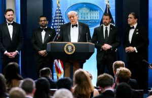 Trump ਦੇ ਜਿਸ ਪ੍ਰੈਸ ਡਿਨਰ ਪਾਰਟੀ ‘ਚ ਚੱਲੀਆਂ ਤਾਬੜਤੋੜ ਗੋਲੀਆਂ, ਉੱਥੇ ਕਿਹੋ ਜਿਹੀ ਸੀ ਸੁਰੱਖਿਆ?