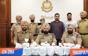 Ferozepur ‘ਚ ਨਸ਼ਾ ਤਸਕਰੀ ਦੇ ਵੱਡੇ ਰੈਕੇਟ ਦਾ ਪਰਦਾਫਾਸ਼, 7.8 ਕਿਲੋ ਹੈਰੋਇਨ ਬਰਾਮਦ; ਚਾਰ ਚੜ੍ਹੇ ਪੁਲਿਸ ਅੜਿੱਕੇ
