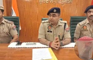 Gurdaspur ‘ਚ ਡਕੈਤੀ ਦੀ ਸਾਜ਼ਿਸ਼ ਰਚ ਰਹੇ 6 ਖ਼ਤਰਨਾਕ ਬਦਮਾਸ਼ ਹਥਿਆਰਾਂ ਸਮੇਤ ਗ੍ਰਿਫ਼ਤਾਰ, ਵੱਡੀ ਵਾਰਦਾਤ ਨੂੰ ਦੇਣਾ ਸੀ ਅੰਜਾਮ